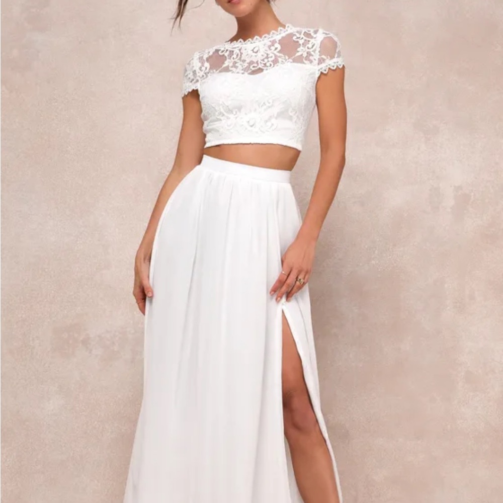 Lulu's Ivory Lace Detail 2 piece dress/ skirt